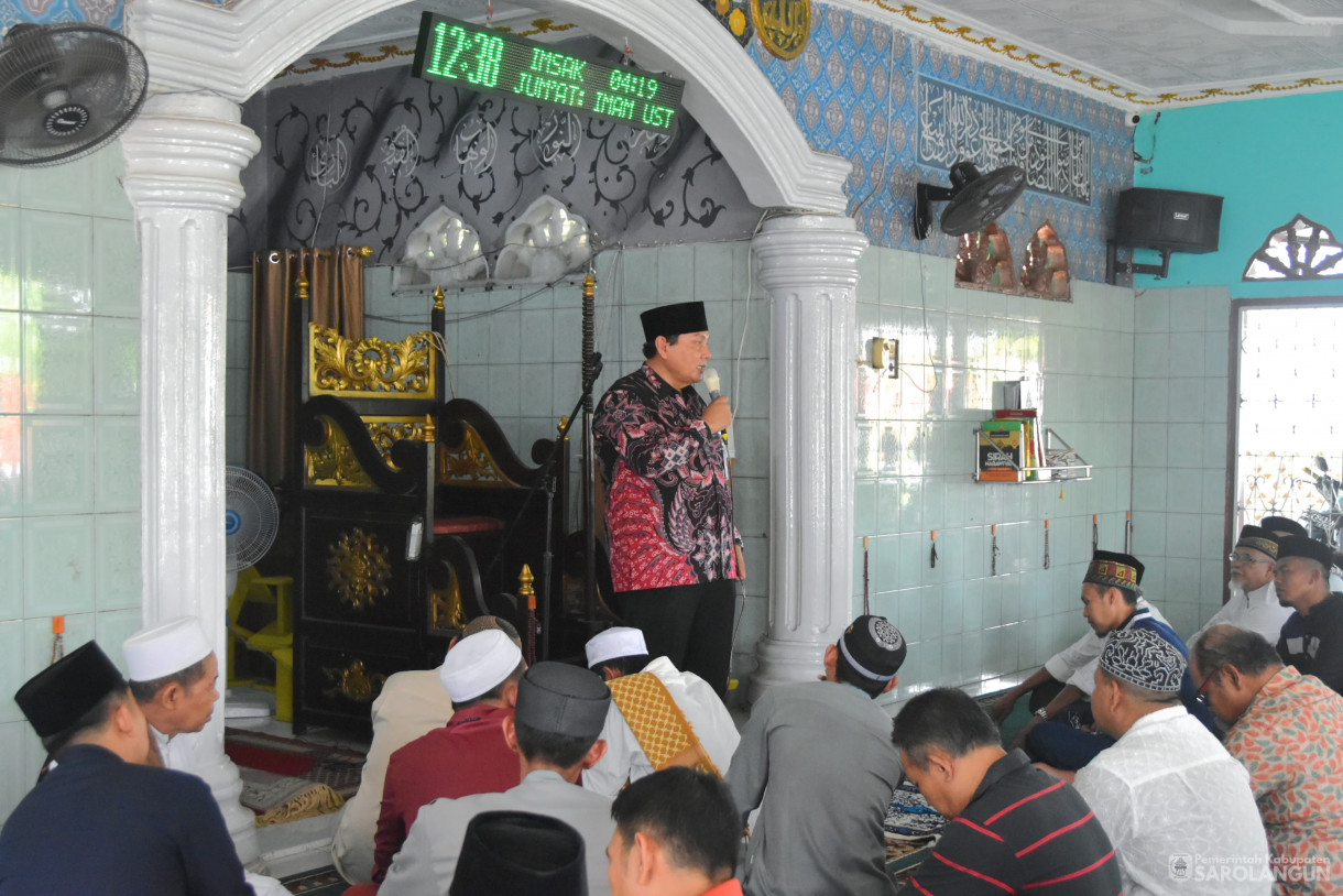 3 November 2023 - Penjabat Bupati Sarolangun Melaksanakan Jumling Di Masjid Darussalam Sarolangun