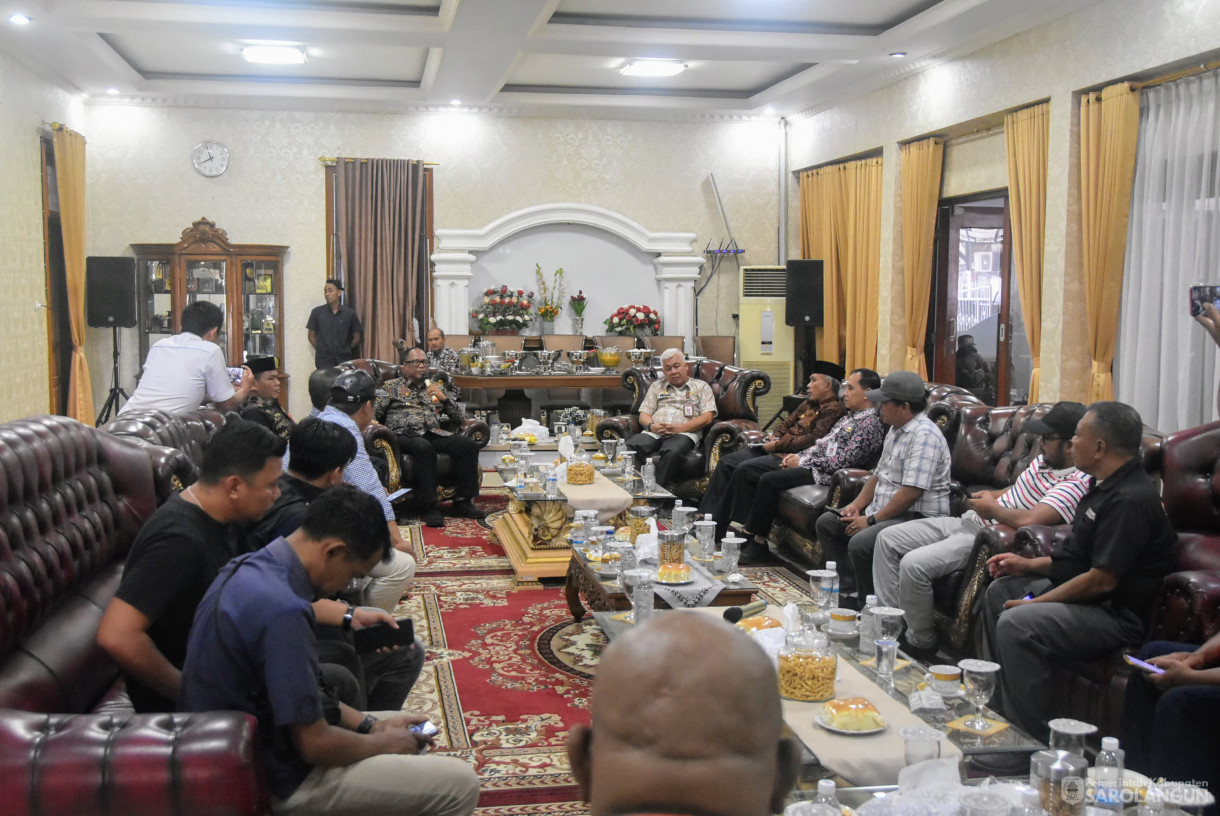 2 Oktober 2024 - Coffee Morning Bersama Media Sarolangun, Bertempat di Rumah Dinas Bupati Sarolangun