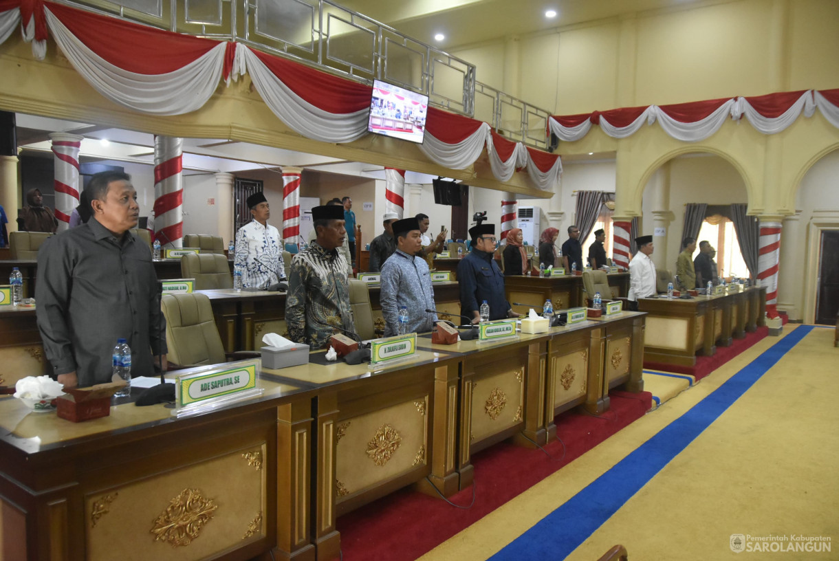23 Agustus 2024 -&nbsp;Rapat Paripurna Tahap I Tingkat I Penyampaian Rancangan Peraturan Daerah APBD Perubahan Kabupaten Sarolangun TA 2024, Bertempat di Gedung DPRD Sarolangun