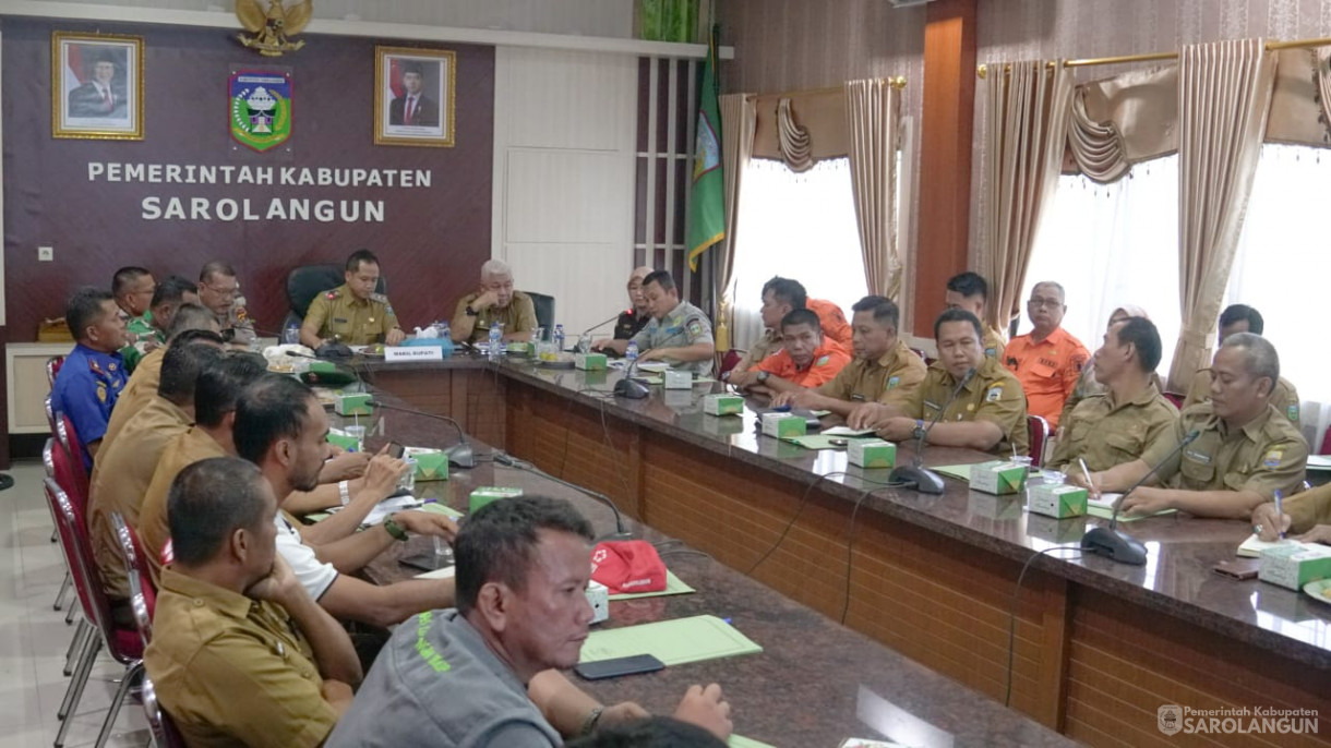 27 Mei 2025 - Wakil Bupati Sarolangun&nbsp; Memimpin Rapat Kordinasi Tim Penangulanan Bencana Karhutla kabupaten Sarolangun Tahun 2025