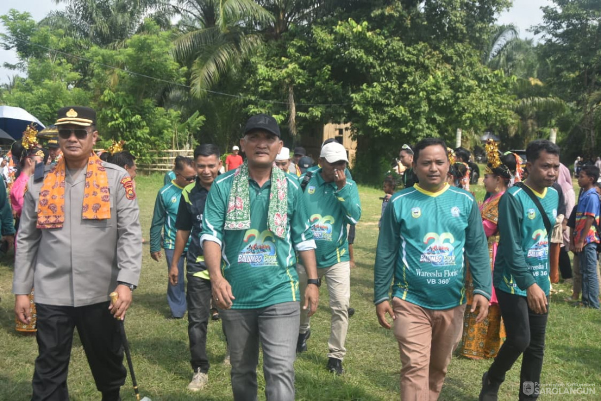 2 November 2025&nbsp; Balumbo Biduk Dalam Rangka HUT Sarolangun di Kampung Baru Kelurahan Dusun Sarolangun