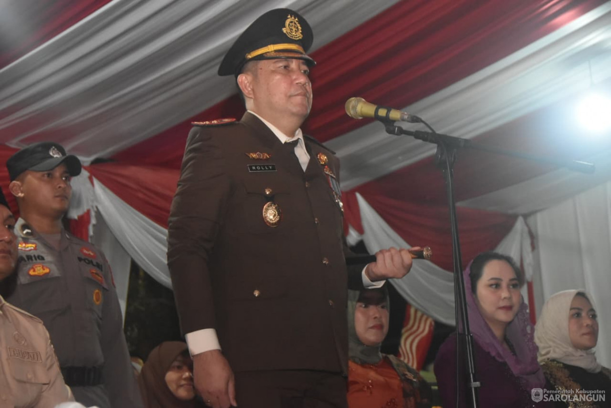 16 Agustus 2025&nbsp; Pawai Obor di Depan Rumah Dinas Bupati Sarolangun