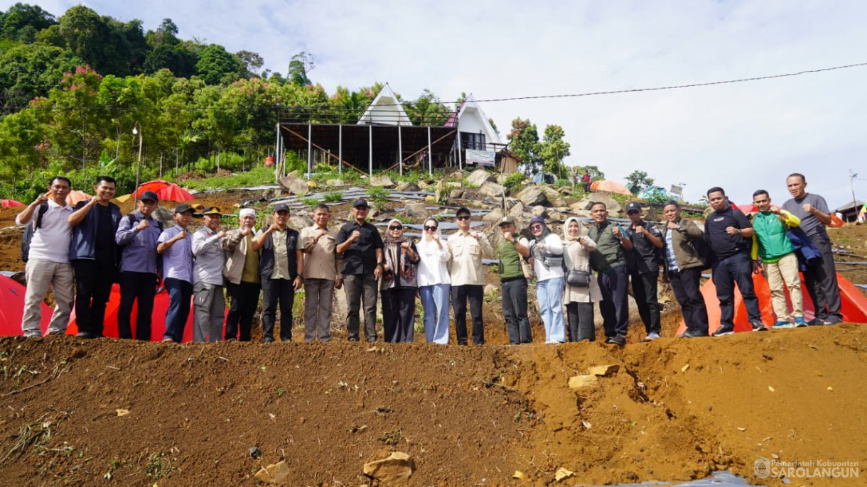 25 Oktober 2025&nbsp; Resmikan Destinasi Wisata Puncak Bukit Tempurung Desa Lubuk Bangkar dan Bersama BUMDes Lubuk Bangkar Tanam Cabe dan Sayuran Di Kawasan Puncak Bukit Tempurung&nbsp;&nbsp;