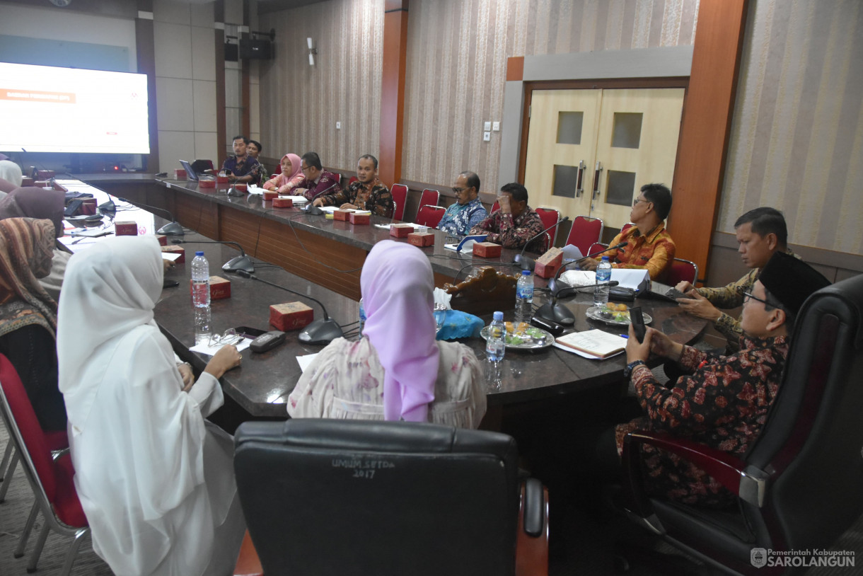 2 Mei 2024 - Rapat Persiapan HUT Dekranasda Ke 44 Di Ruang Pola Utama Kantor Bupati Sarolangun