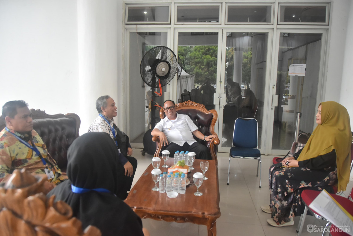 26 Oktober 2024 -&nbsp;Monitoring Pelaksanaan Tes SKD CPNS Pemerintah Kabupaten Sarolangun, Bertempat di Balairung Universitas Jambi