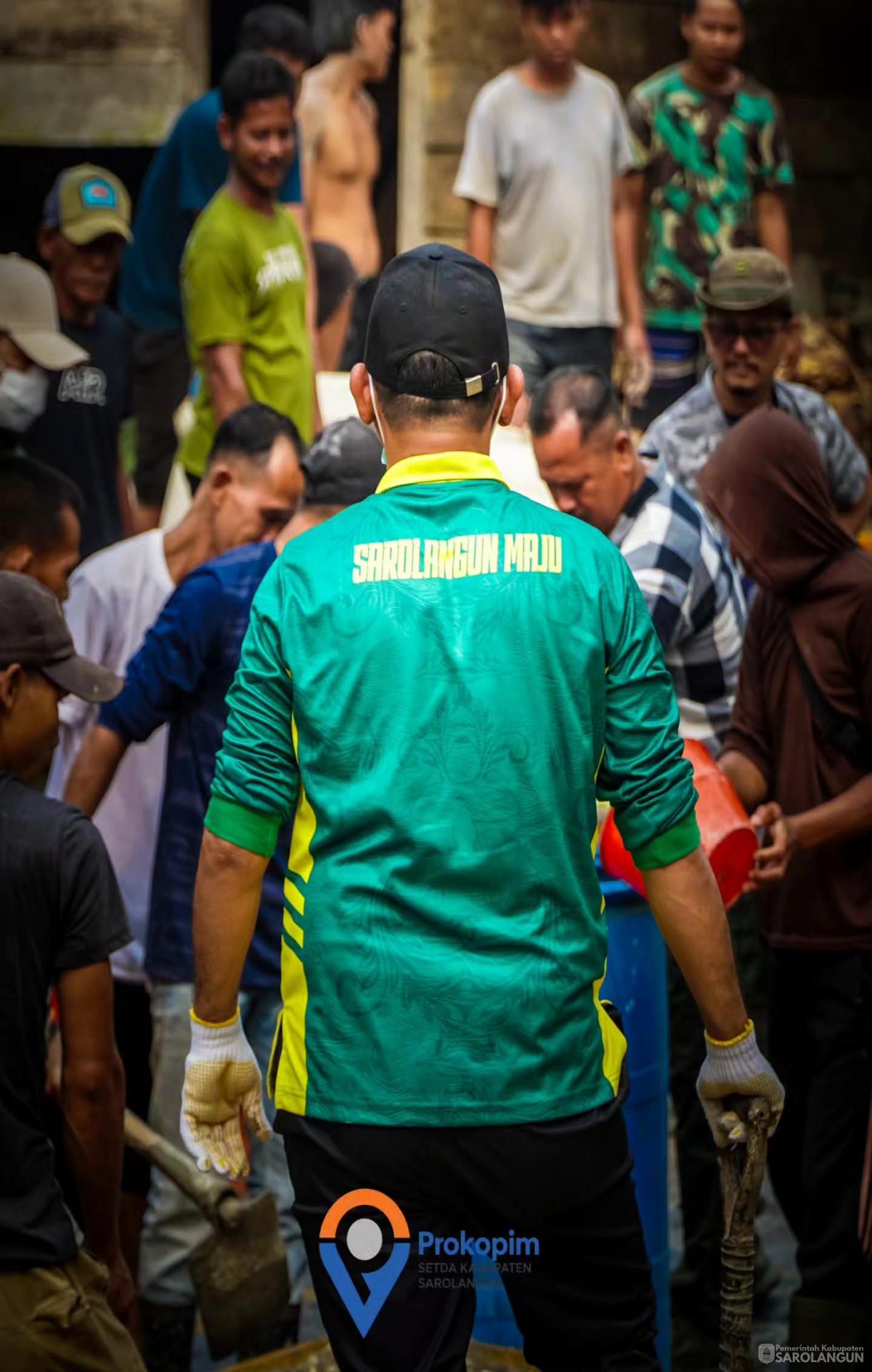 26 Agustus 2026 Gotong Royong Membangun Jalan Sepintun di Dusun Trans 3&nbsp; Bersama Bupati Sarolangun dan Masyarakat Dusun Trans 3 Desa Sepintun Kecamatan Pauh