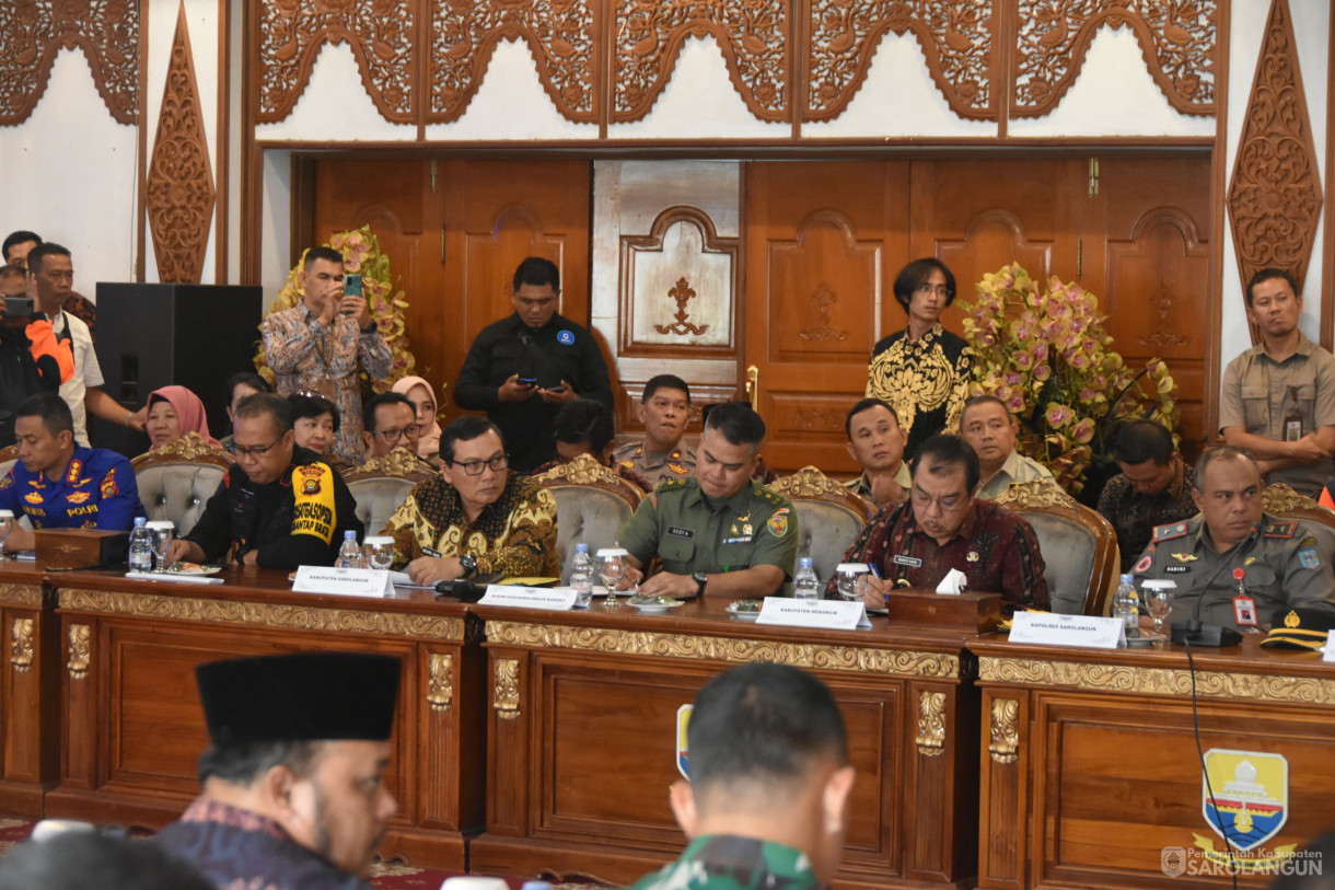 25 Januari 2024 - Rapat Koordinasi Penanganan Bencana Banjir Dan Longsor Provinsi Jambi Tahun 2024 Di Auditorium Rumah Dinas Gubernur Jambi