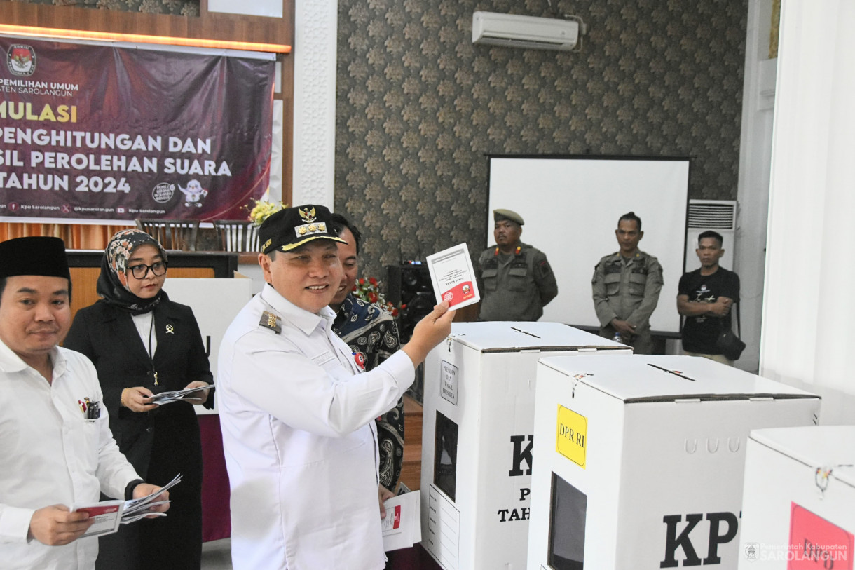 31 Januari 2024 - Simulasi Pemungutan, Penghitungan Dan Rekapitulasi Hasil Perolehan Suara Pemilu Tahun 2024 Di Golden Hotel Sarolangun