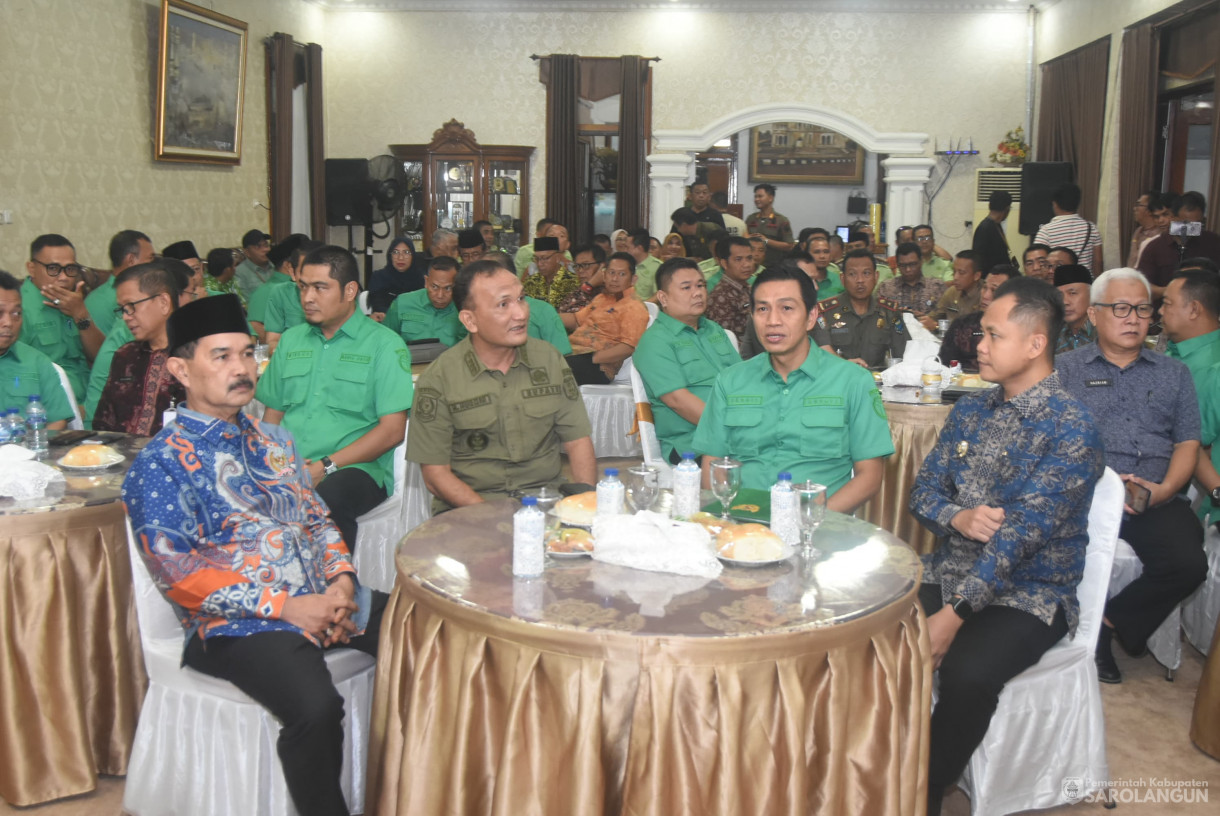 8 Agustu 2025 - Penandatanganan Kerjasama Antara Pemerintah Kabupaten Sarolangun dengan Pemerintah Kabupaten Batanghari di Rumah Dinas Bupati Sarolangun