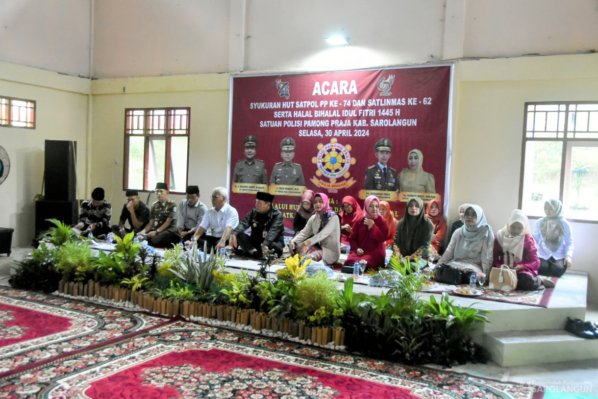 30 April 2024 - Syukuran HUT Satpol PP Ke 74 Dan Satlinmas Ke 62 Serta Halal Bihalal Idul Fitri 1445 H Di Kantor Satpol PP Sarolangun