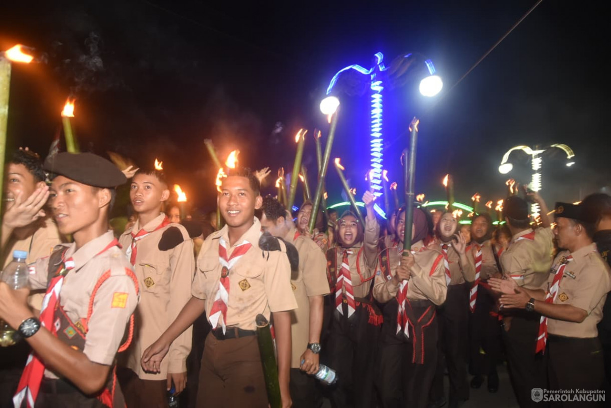 16 Agustus 2025&nbsp; Pawai Obor di Depan Rumah Dinas Bupati Sarolangun