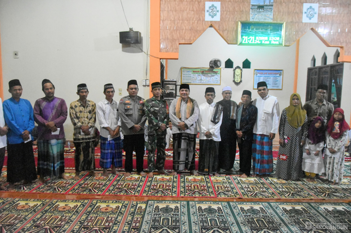 19 Maret 2024 - Buka Bersama Di Rumah Dinas Camat Singkut, Dilanjutkan Safari Ramadan Di Masjid Daruttaubah Desa Bukit Murau Kecamatan Singkut