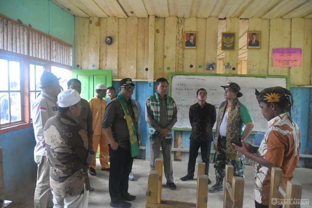 17 November 2024 - Kunjungan Kerja dan Penyerahan Bantuan di Desa Sungai Geradak Kecamatan Batang Asai