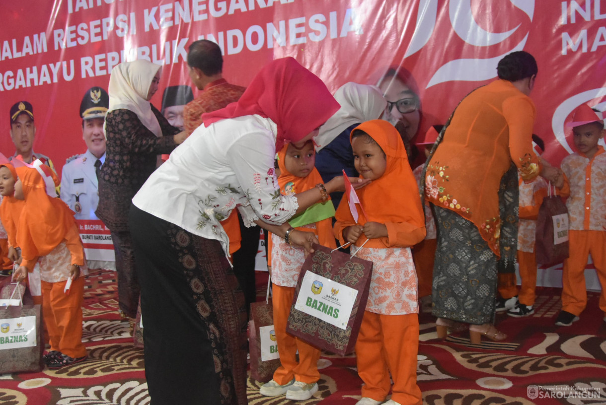 17 Agustus 2024 - Malam Resepsi Kenegaraan, Bertempat di Rumah Dinas Bupati Sarolangun