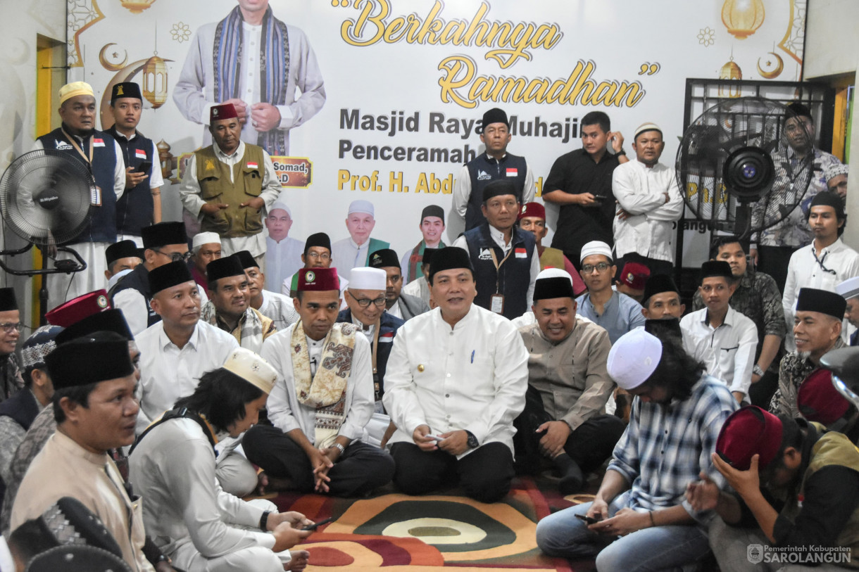 16 Maret 2024 - Tabligh Akbar Bersama Ustadz Abdul Somad Di Masjid Raya Muhajirin Desa Pasar Singkut Kecamatan Singkut