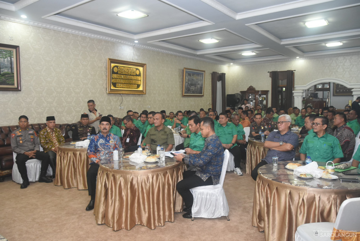 8 Agustu 2025 - Penandatanganan Kerjasama Antara Pemerintah Kabupaten Sarolangun dengan Pemerintah Kabupaten Batanghari di Rumah Dinas Bupati Sarolangun