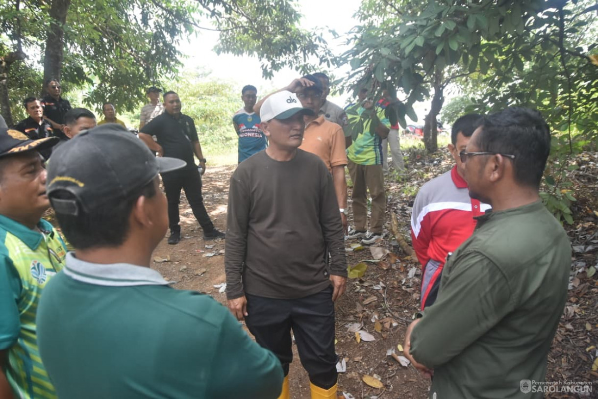 5 November 2025 Meninjau jalan Taman Nasional Bukit Dua Belas Kecamatan Air Hitam