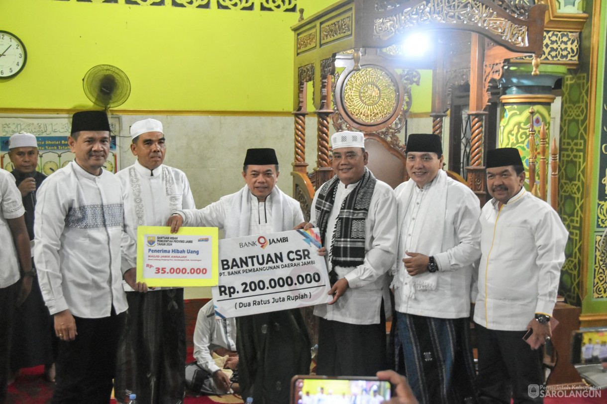 18 Maret 2024 - Safari Ramadhan Bersama Gubernur Jambi Di Masjid Annajah Desa Ladang Panjang