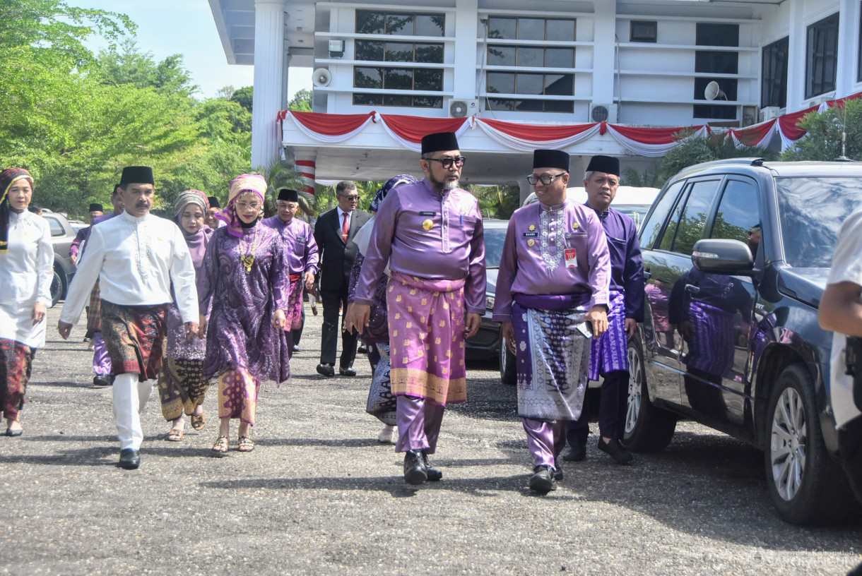 15 Oktober 2024 - Rapat Paripurna HUT Sarolangun Ke 25, Bertempat di Gedung DPRD Kabupaten Sarolangun