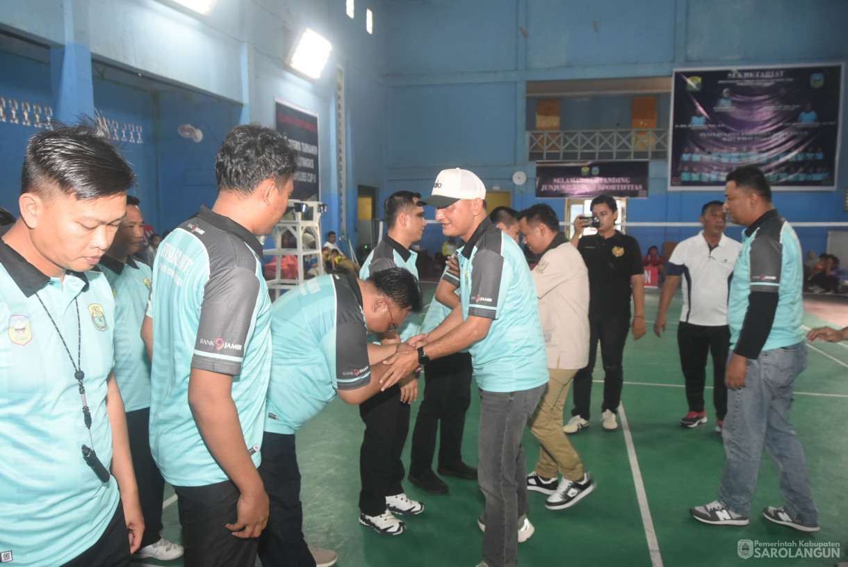 26 Juli 2025 - Pembukaan Turnamen PBSI Cup Tahun 2025 dan Pengukuhan Pengurus PBSI Sarolangun di Hall Pemda Sarolangun