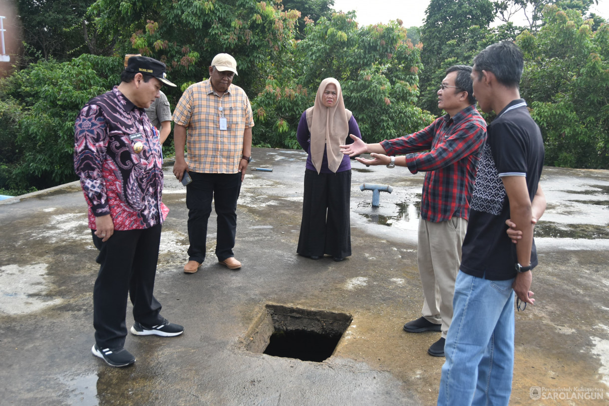 3 November 2023 - Penjabat Bupati Sarolangun Meninjau Pengelolaan Intake PDAM di Kantor PDAM dan Jembatan Sarolangun