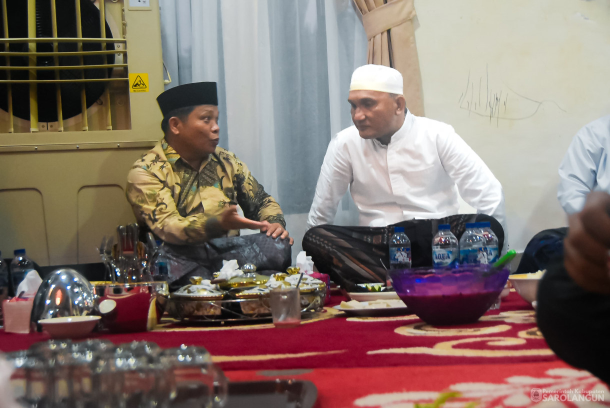 25 Maret 2025 -&nbsp;Buka Bersama Di Kediaman Anggota DPRD Dapil IV Bapak H. Tabroni, Dilanjutkan Safari Ramadhan di Masjid Al Muhajirin Desa Pekan Gedang Kecamatan Batang Asai