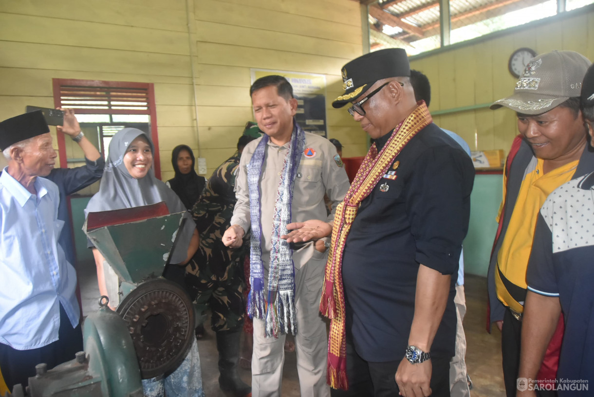 10 November 2024 -&nbsp;Kunjungan Kerja Dan Penyerahan Bantuan di Desa Bathin Pengambang Kecamatan Batang Asai