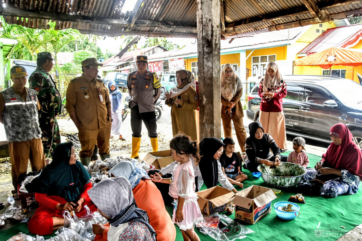 16 Januari 2024 - Meninjau Lokasi Terdampak Banjir, Pos Banjir, Dan Dapur Umum Di Kecamatan Pauh