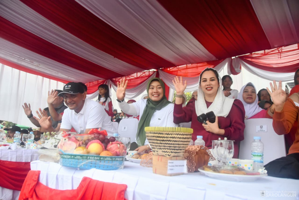 18 Agustus 2025 Pawai Pembangunan di Depan Rumah Dinas Bupati Sarolangun