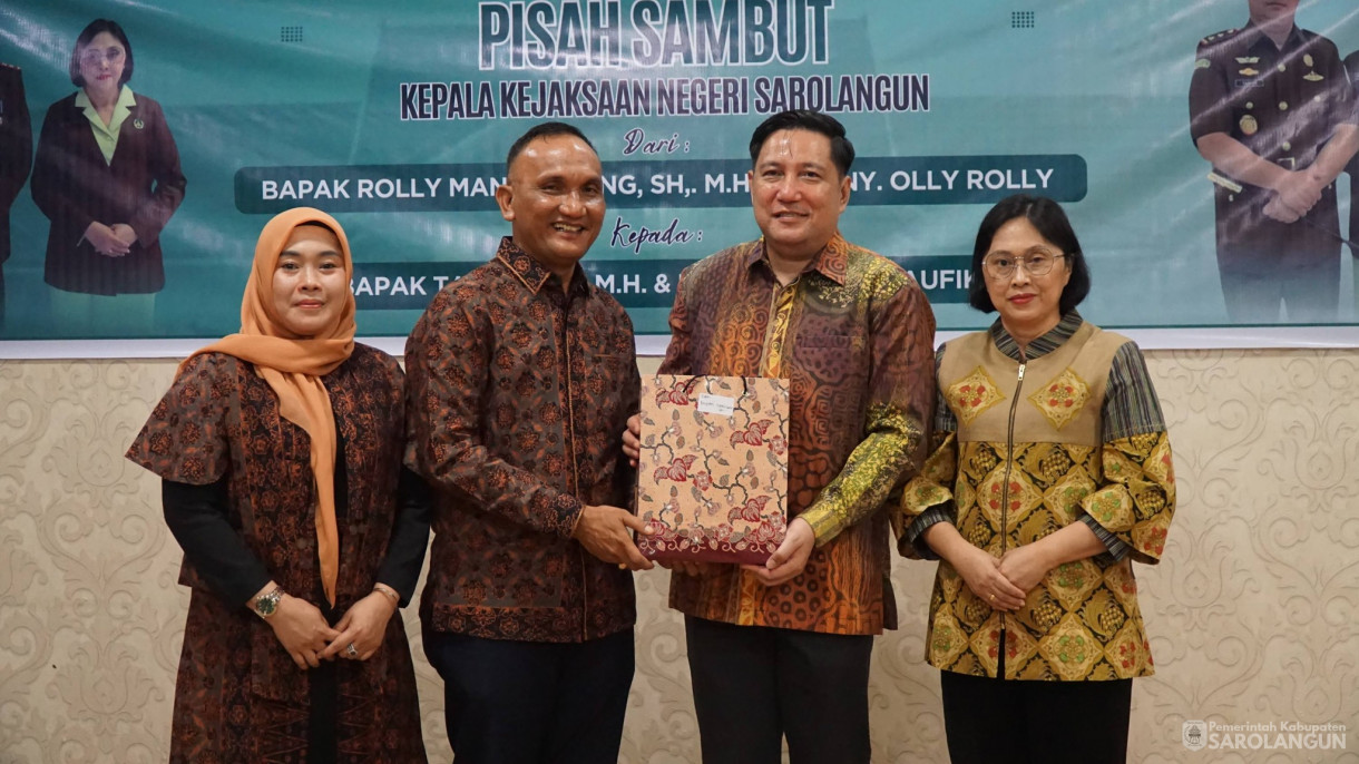 6 Mei 2026 Pisah Sambut Kepala Kejaksaan Negeri Sarolangun di Rumah Dinas Bupati Sarolangun