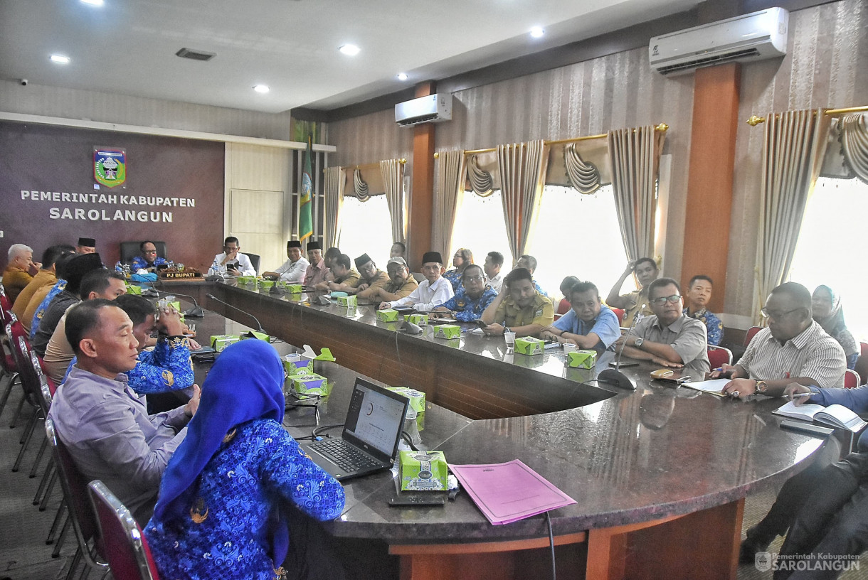 28 Oktober 2024 -&nbsp;Sosialisasi Penggunaan Barang Milik Kantor Lingkungan Pemkab Sarolangun, Bertempat di Ruang Pola Utama Kantor Bupati Sarolangun