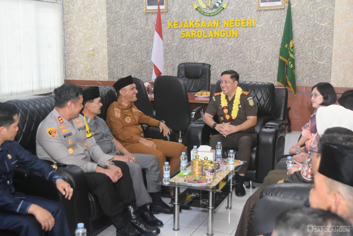 29 Juli 2025 - Penyambutan Kejari Sarolangun di Kantor Kejaksaan Negeri Sarolangun
