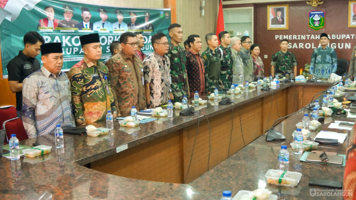 Rapat Bersama Forkompimda Dalam Rangka Mengantisipasi Momentum Natal Tahun 2025