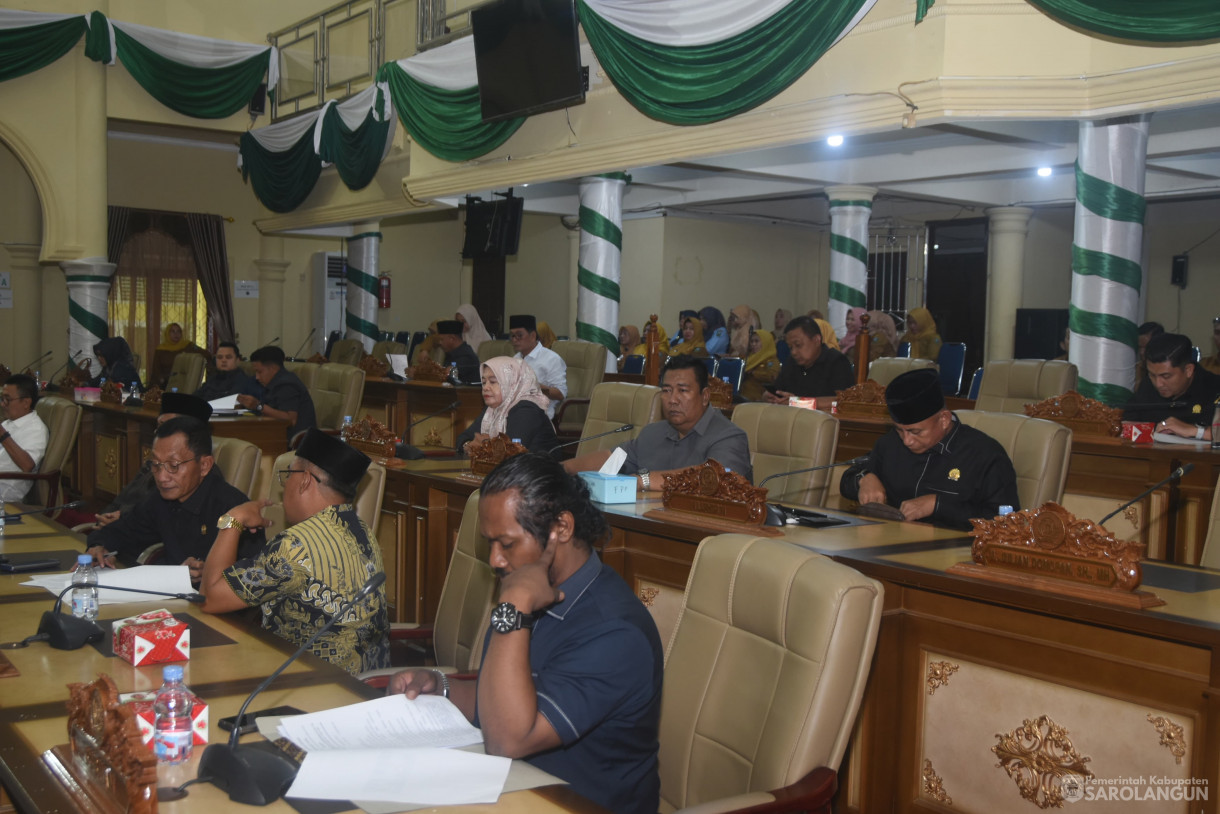 13 Oktober 2025 Rapat Paripurna DPRD Sarolangun