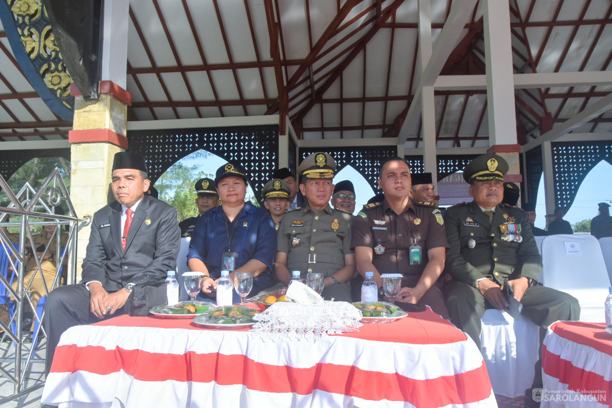 30 April 2024 - Upacara Peringatan Hari Ulang Tahun Satpol PP Ke 74 Dan Satlinmas Ke 62 Di Lapangan Gunung Kembang Sarolangun