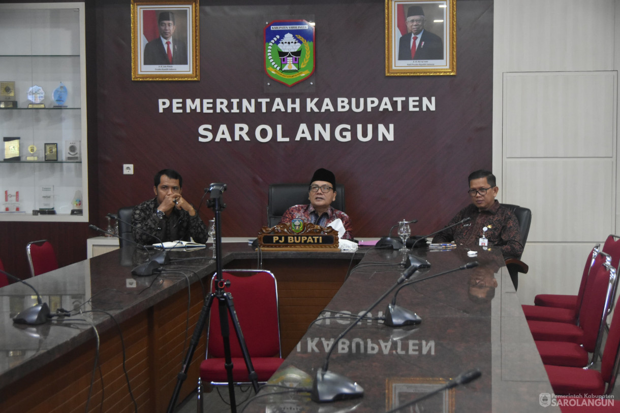 20 Juni 2024 - Rapat Fasilitasi Dan Koordinasi Dukungan Pemilukada Serentak Via Zoom Meeting Di Ruang Pola Utama Kantor Bupati Sarolangun