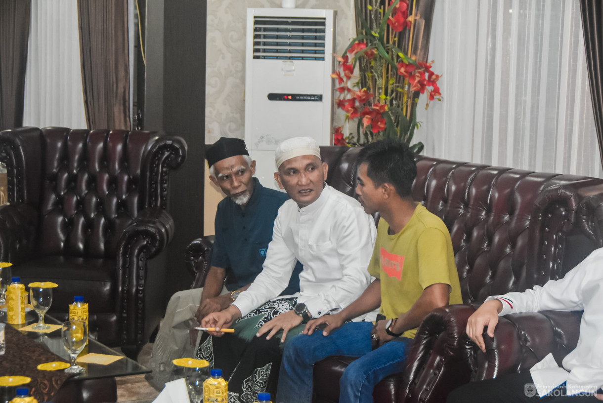26 Maret 2025 - Buka Bersama Tokoh Masyarakat di Rumah Dinas Bupati Sarolangun