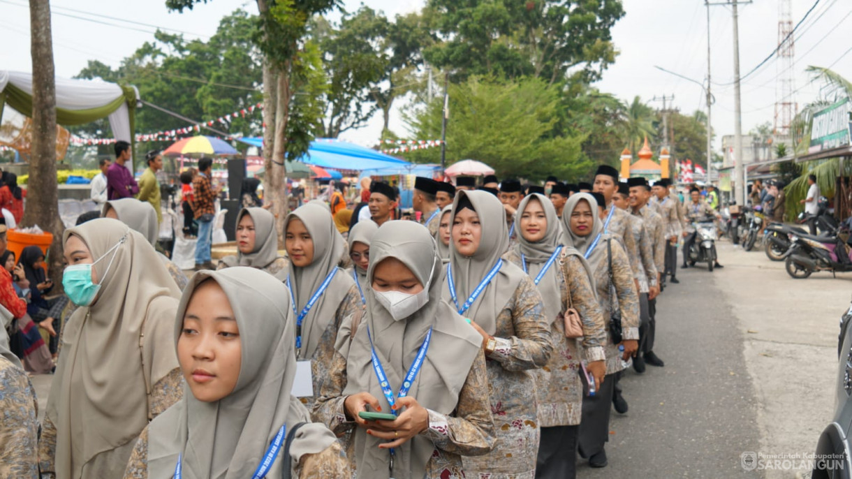 Pawai Ta'aruf dan Kendaraan Hias MTQ Provinsi Jambi