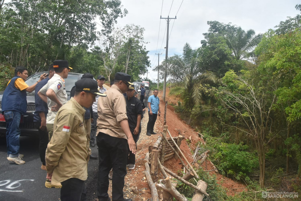 23 November 2024 -&nbsp;Meninjau Jalan di Desa Kasang Melintang Kecamatan Pauh