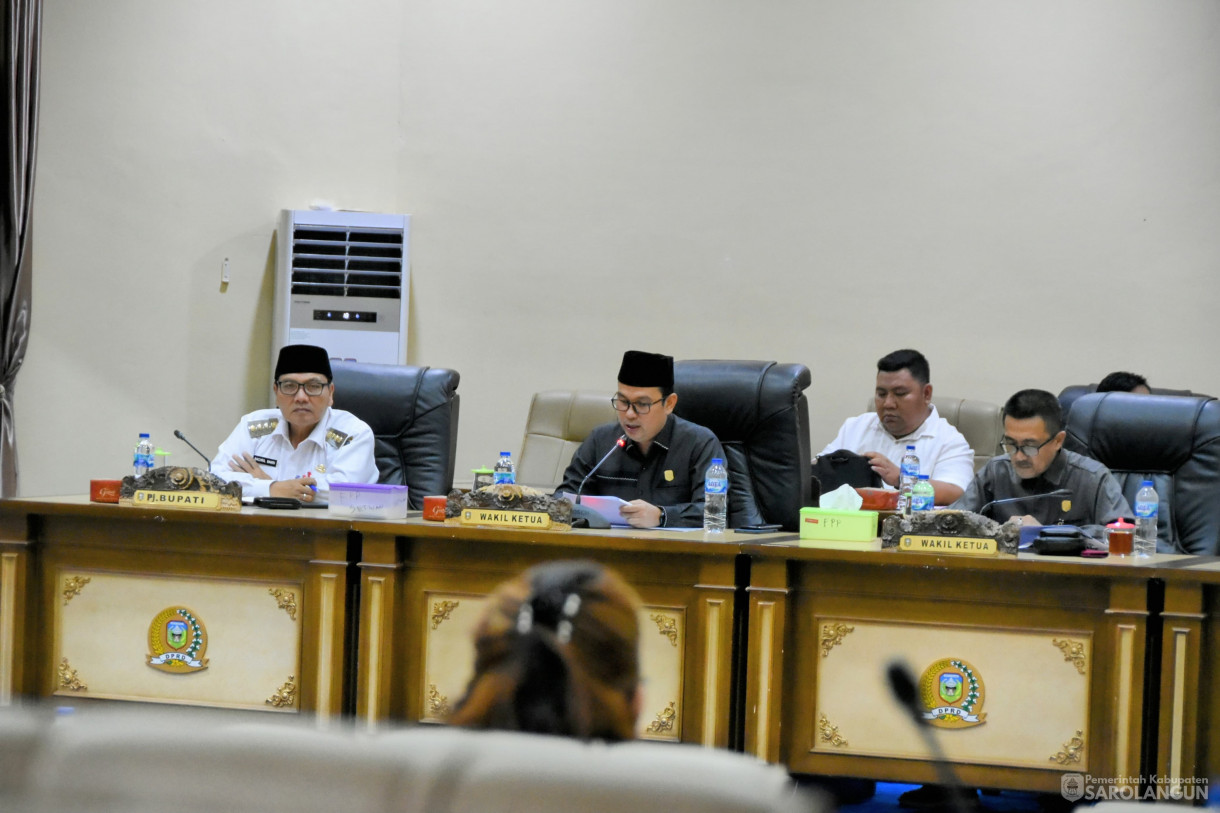 27 Desember 2023 - Rapat Paripurna Evaluasi Reses Tahap 3 Di Gedung DPRD Sarolangun