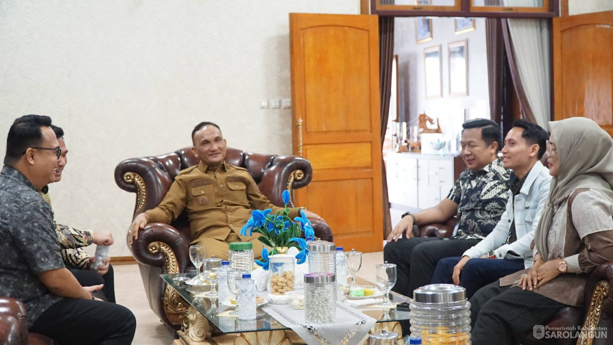 14 April 2026 Silaturrahmi Pimpinan BRI Cabang sarolangun dengan Bupati Sarolangun di Rumah Dinas Bupati Sarolangun