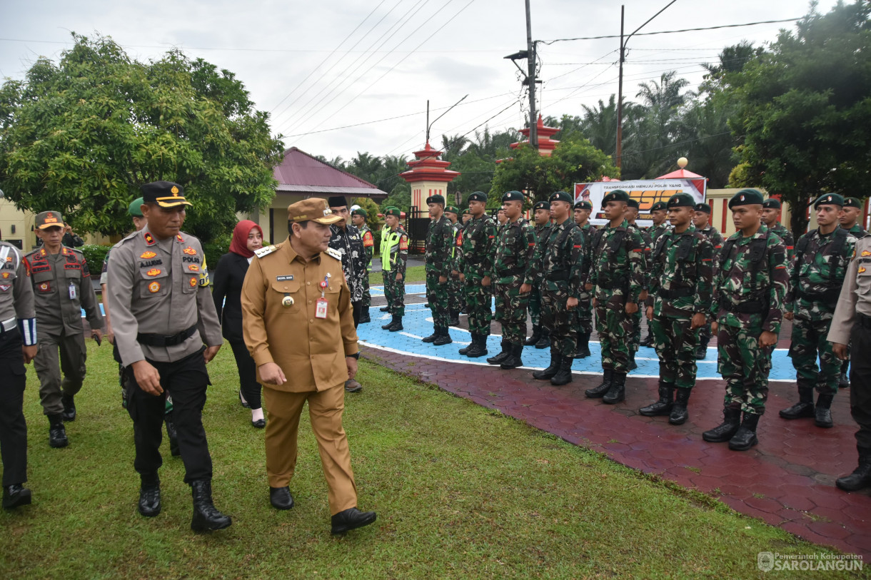 21 Desember 2023 - Apel Gelar Pasukan Operasi Kepolisian Terpusat Lilin 2023 Dalam Rangka Pengamanan Natal Tahun 2023 Dan Tahun Baru 2024