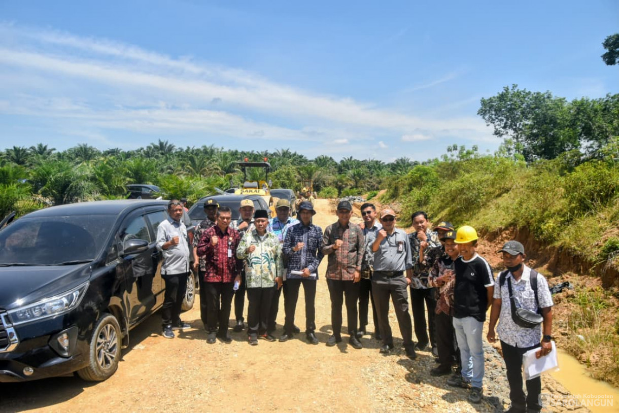 30 Oktober 2025 Peninjauan Proyek PBJ Strategis di RSUD dan Jalan Desa Panti&nbsp; Lubuk Resam