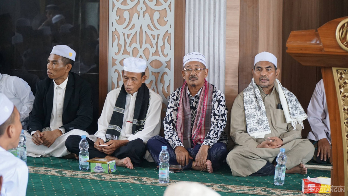 19 April 2026 Peringatan Haul Alm. H. Riduan dan Almh. Hj. Sinar Harapan bertempat di Masjid Saadaturridwan Pondok Pesantren Hidayatul Mubtadiien Desa Karang Mendapo, RT.08 Kec. Pauh