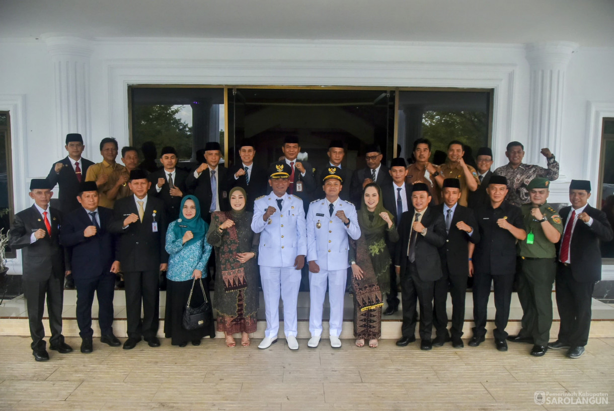 4 Maret 2025 - Serah Terima Jabatan Bupati Sarolangun, Bertempat di Ruang Aula Utama Kantor Bupati Sarolangun&nbsp;