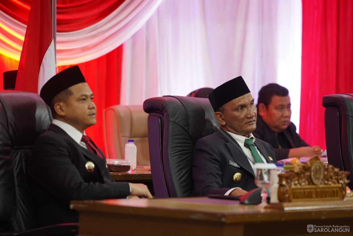 15 Agustus 2025 -&nbsp;Mendengarkan dan Menyaksikan Sidang Tahunan MPR RI Dan Pidato Kenegaraan Presidan RI Dalam Rangka HUT KE 80 Kemerdekaan RI Dalam Sidang Bersama DPR DPD RI