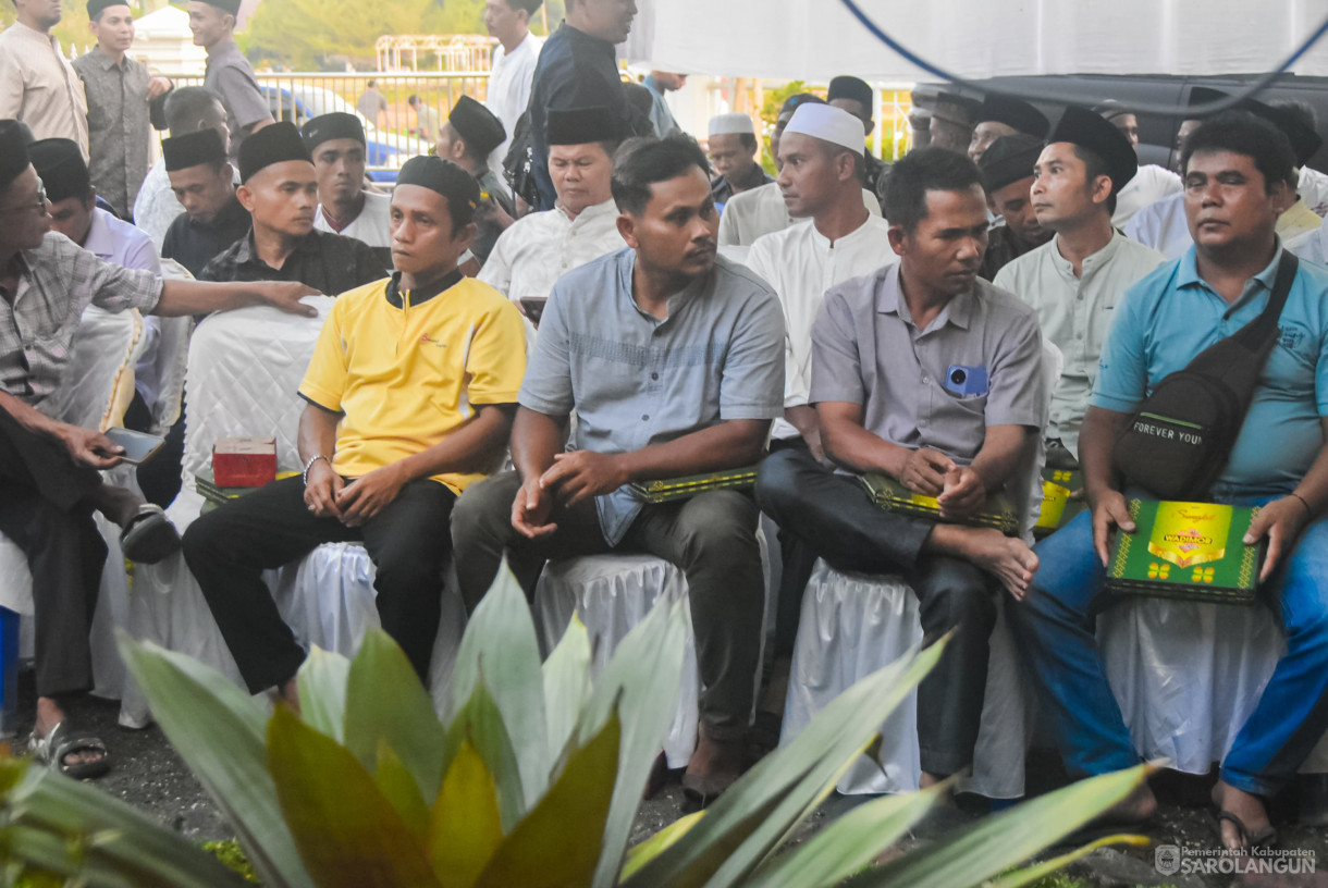 26 Maret 2025 - Buka Bersama Tokoh Masyarakat di Rumah Dinas Bupati Sarolangun