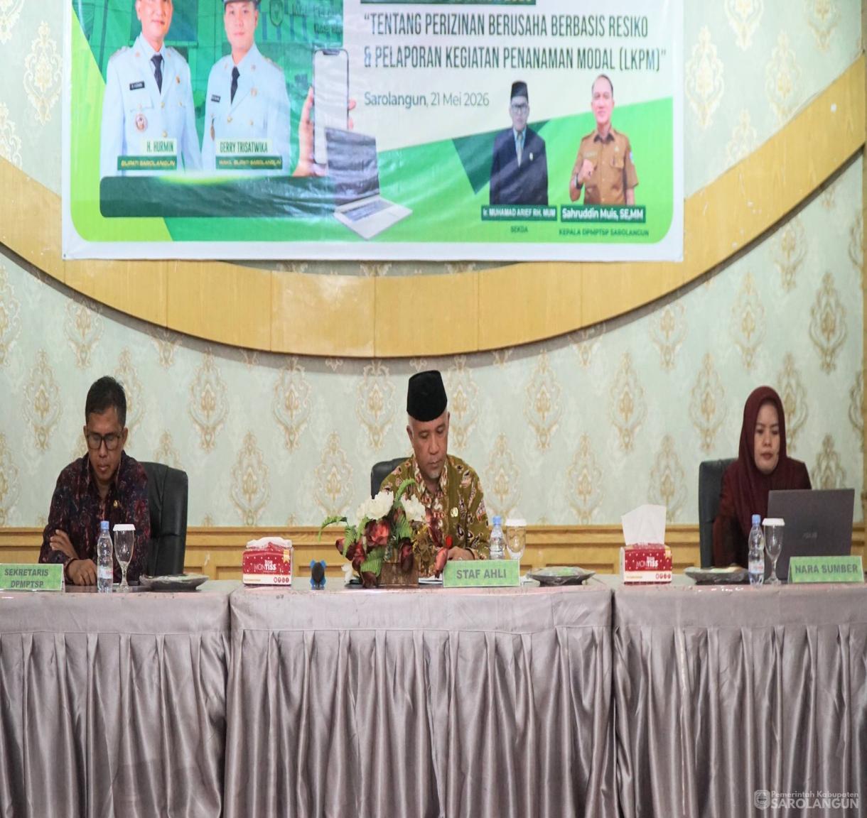 21 Mei 2026 Staff Ahli Bupati Bidang Pemerintah Hukum dan Politik Membuka Kegiatan&nbsp; Sosialisasi PP No. 28 Tahun 2025 tentang Perizinan Berusaha Berbasis Resiko dan Pelaporan Kegiatan Penanaman Modal di Aula Utama Kantor Bupati Sarolangun