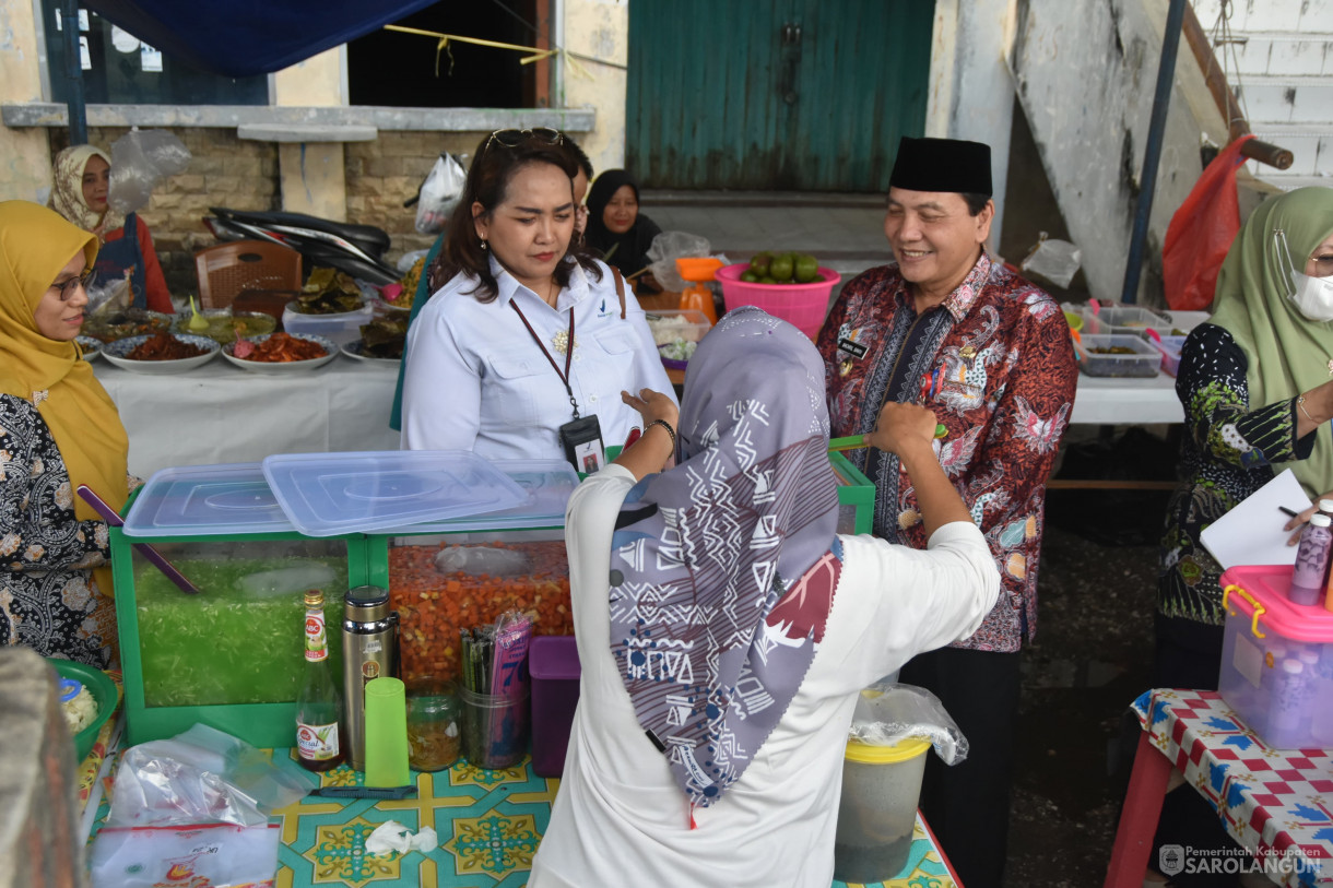 21 Maret 2024 - Sidak Takjil Bersama BPOM Provinsi Jambi Di Pasar Bedug Pasar Bawah Sarolangun