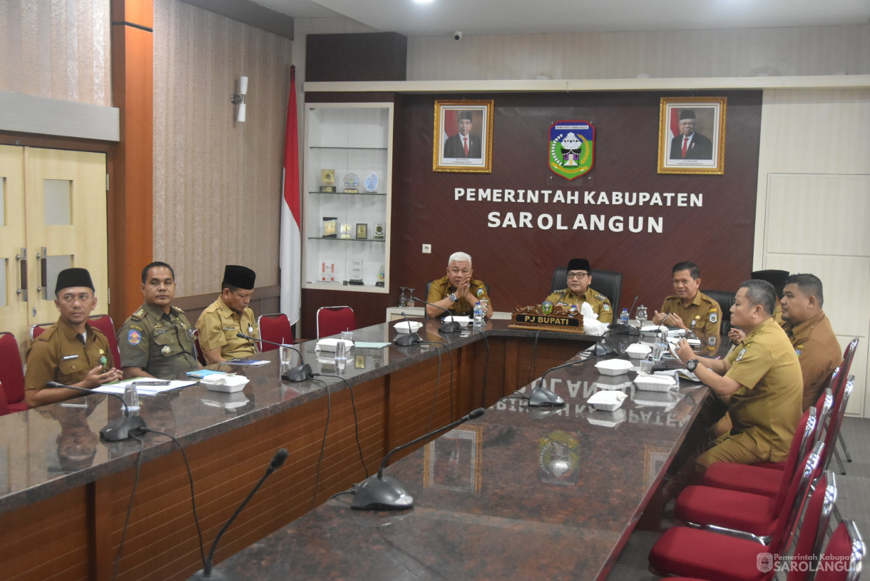 9 Juli 2024 -&nbsp;Rapat Koordinasi Kesiapan Penyelenggaraan Pilkada Serentak Tahun 2024 Via Zoom Meeting, Bertempat di Ruang Pola Utama Kantor Bupati Sarolangun